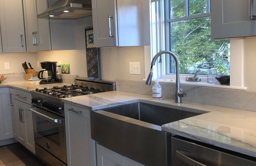 Strafford Casa | Nuevo hogar frente al lago