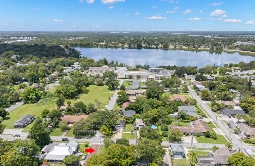 Dixieland Casa | NEW Lakeland Landing - Adorable Bungalow In Prime Location