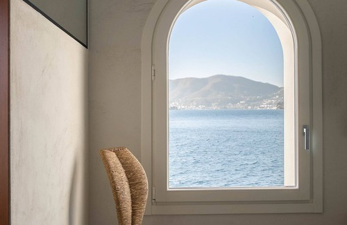 Cernobbio Villa | NEW!!! LAKEQUEEN - Dock Luxury Lake Como