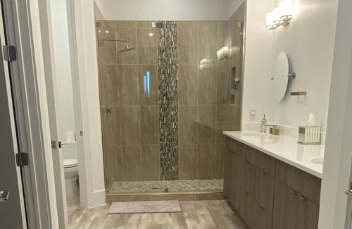 Montgomery Condominio | New Lakeside 3bdrm/ 3 bath condo with boat slip