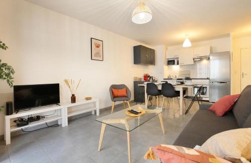 Fontaine Lestang-Bagatelle-Papus-Tabar-Bordelongue Apartamento | NEW-Le Patio St Cyprien - Parking - Terrasse - Netflix