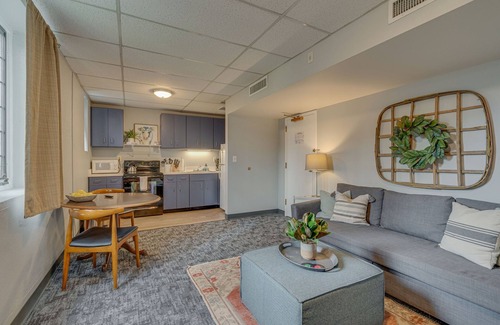 Music Row Apartamento | New Listing!! - 1 Bedroom apt in Music Row, Historic Building!