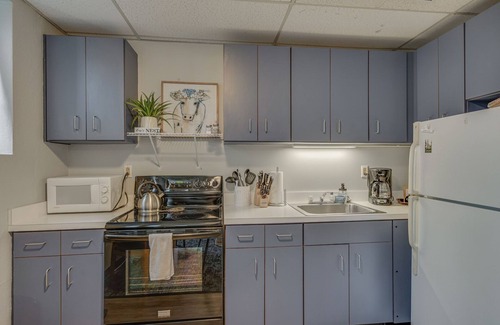 Music Row Apartamento | New Listing!! - 1 Bedroom apt in Music Row, Historic Building!