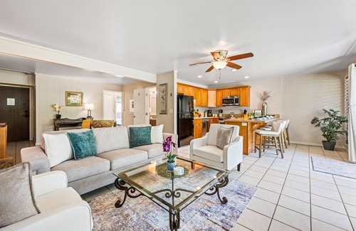 Honokowai Condominio | New Listing! 2bd tropical, walk to beach stay