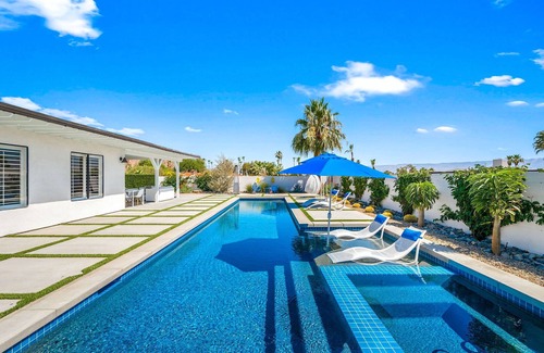 Magnesia Falls Cove Casa | New Listing 3 Bedroom Luxury Home in Rancho Mirage