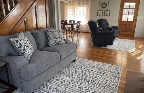 Lily Dale Casa | New listing!! 3 Bedroom Lake House near Lily Dale