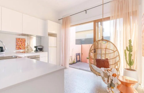 Fitzroy Casa | New listing! 5 min walk to CBD, w Rooftop Terrace