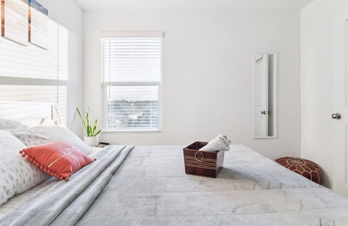Del Valle Casa | NEW LISTING! Austin Getaway: Come, Stay, and Play! by RedAwning