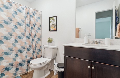 Del Valle Casa | NEW LISTING! Austin Getaway: Come, Stay, and Play! by RedAwning