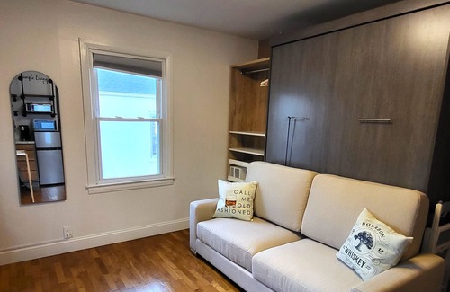 Knoxville Apartamento | New Listing! Boutique Studio Close to Downtown - First 3 Bookings Get 20% Off