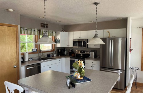 Colington Harbour Cabaña | NEW LISTING: Breathtaking Waterfront Views w/ Private Dock