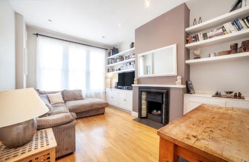 Herne Hill Apartamento | New Listing! Calming 2BR near park, Herne Hill