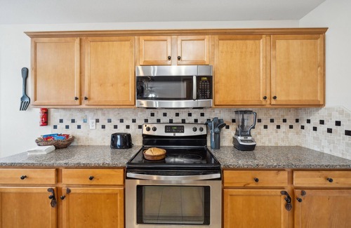 Elizabeth City Casa | NEW LISTING! Charming Family Retreat with Spacious Yard