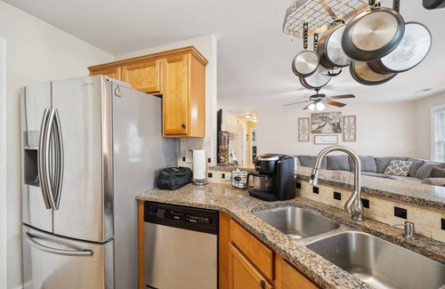 Elizabeth City Casa | NEW LISTING! Charming Family Retreat with Spacious Yard