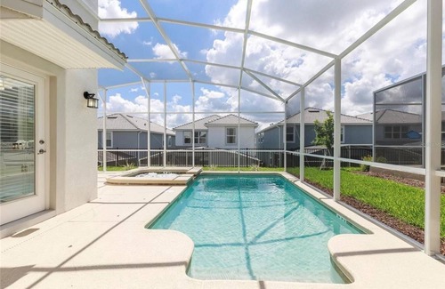 Davenport Casa | New Listing! Champions Gate Resort, 10mi to Disney & 21mi to Universal - FS383825
