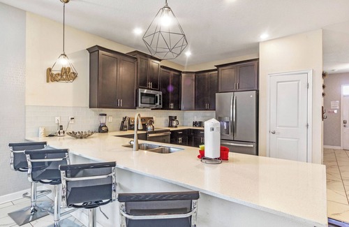 Davenport Casa | New Listing! Champions Gate Resort, 10mi to Disney & 21mi to Universal - FS377434