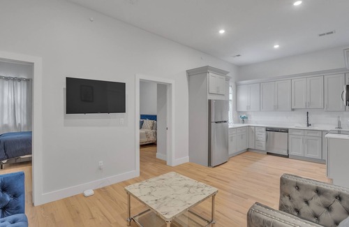 North Ironbound Apartamento | NEW LISTING! Charming Gem in Newark by RedAwning