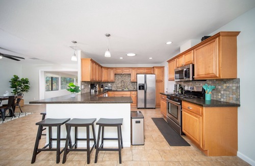 Linda Vista Casa | New Listing! Family Friendly! Centrally Located!