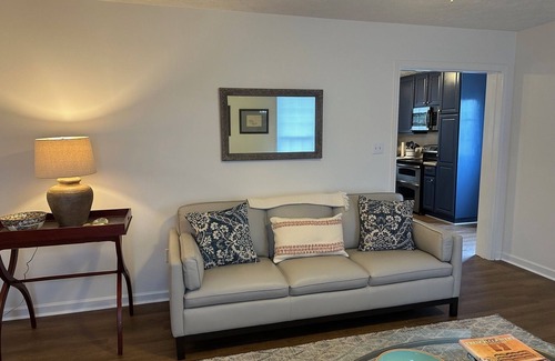 Lexington Casa | New listing for newly renovated 3 BR Home 1 mile from Historic Lexington
