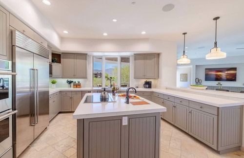 Pinnacle Peak Heights Casa | *New Listing* HÓZHÓ View House Estate at Lost Canyon