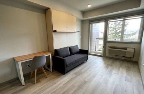 Rutland Condominio | New Listing in VRBO Short Term Vacation Rental - Minimum One Month
