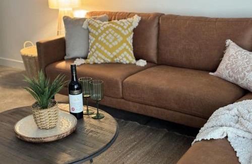 Devonport Apartamento | New Listing Loft Apt & A C in Heart of Devonport