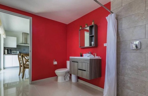 Koyari Villa | New listing! Luxury 9 Bed Villa: 6 King & 7 Queen