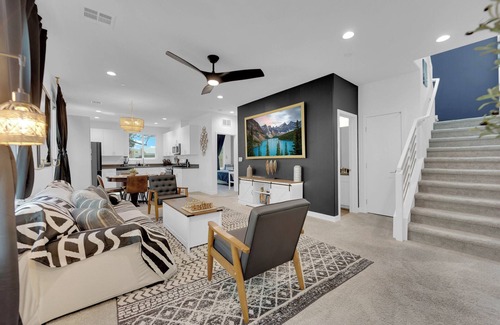 Las Vegas Casa | New Listing Luxury Modern 2 Story-5 Bedroom