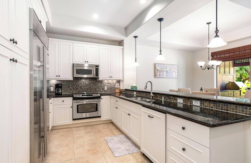 Kulalani Condominio | NEW LISTING! Luxury Townhome at Kulalani 2104