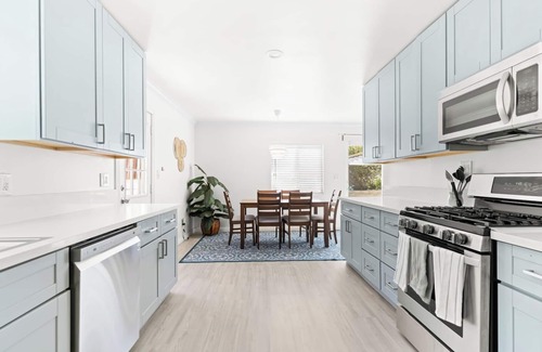 Lemon Grove Casa | NEW listing! Modern Getaway with Private Backyard