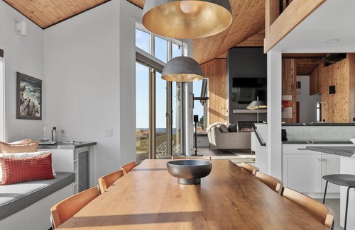Sea Ranch Casa | **NEW LISTING** Oceanfront Home on the Bluff, Sleeps up to 8, 3 full baths