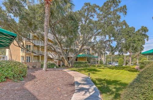 Isle of Palms Apartamento | New Listing! Port O' Call E203-Luxury Ocean View!