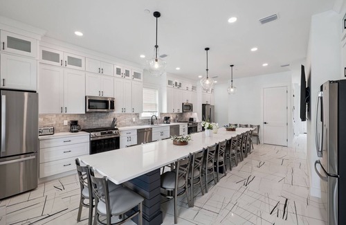 Tang-O-Mar Casa | New Listing! Private Pool and Spa! Game Room! Elevator! Grill! Bikes! Sleeps 44!