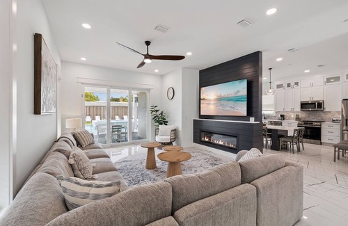 Tang-O-Mar Casa | New Listing! Private Pool and Spa! Game Room! Elevator! Grill! Bikes! Sleeps 44!