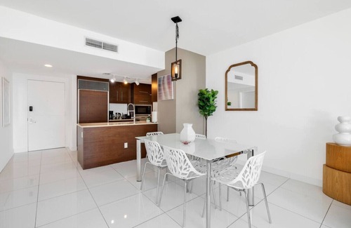 Downtown Miami Condominio | New Listing Promo! W Hotel 2BR View & Pool & Spa