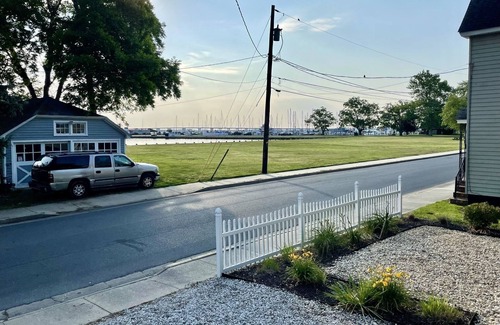 Cambridge Casa | New listing! Riverside Retreat on the Choptank River