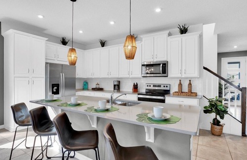 Kissimmee Casa | New Listing! Solara Resort, 8mi to Disney & 15mi to Universal - GRH584919