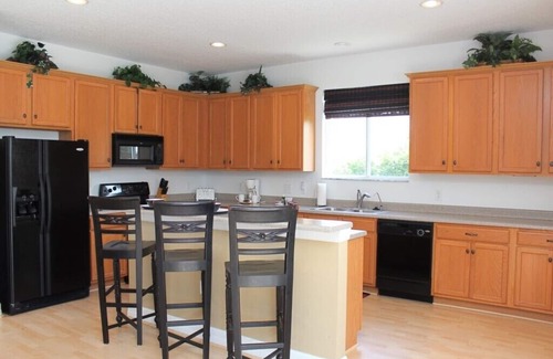 Kissimmee Casa | Lujo en un presupuesto - Somerset at Remington - Feature Packed Contemporary 5 Beds 4. 5 Baños Villa - 14 Miles To Disney