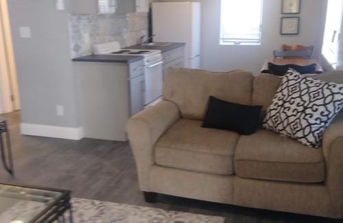 Wildwood Cabaña | ¡Nuevo listado! Estilo se encuentra con el mar 1er piso, 2 3br 1 ba