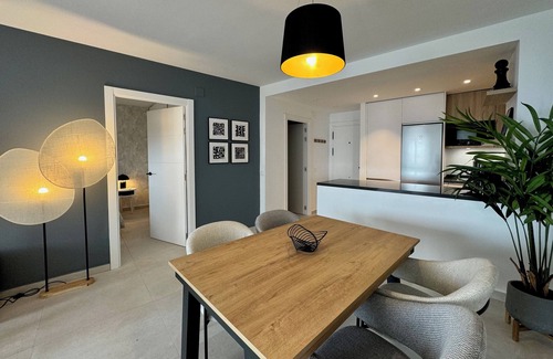 Estepona Condominio | Espectacular apartamento en Puerto de Estepona. Vistas al mar.