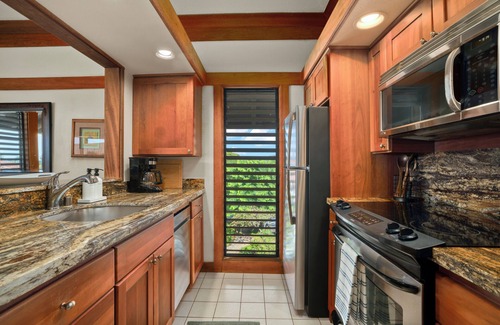 Poipu Condominio | NEW LISTING! Treetop Poipu Condo Pool and Gym