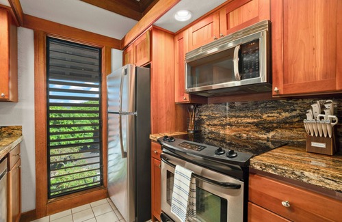 Poipu Condominio | NEW LISTING! Treetop Poipu Condo Pool and Gym