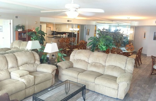 South Padre Island Condominio | Nuevo listado - impresionante condominio frente al mar!