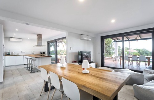 Arenys de Munt Casa | NUEVA LISTA: Villa Costa Barcelona con vistas al mar!