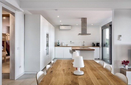Arenys de Munt Casa | NUEVA LISTA: Villa Costa Barcelona con vistas al mar!