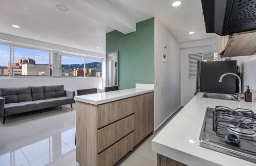 El Tesoro Apartamento | New loft close to parque lleras with city View