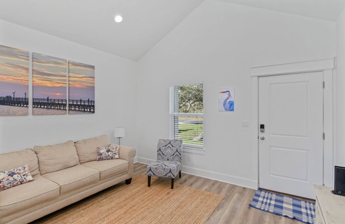 Rockport Casa | NEW! LONE STAR FISH... 2 Bedroom, 2 Bathroom gem!
