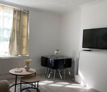 Waterloo Apartamento | New look flat In Waterloo