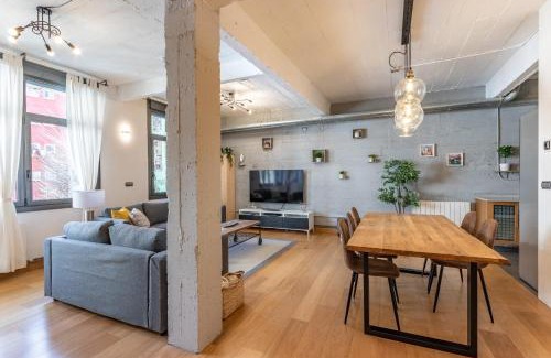 Bilbao Old Town Apartamento | NEW! Lovely 3-Bedroom Loft in Bilbao