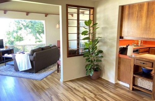 Hilo Casa | ** NEW! Lovely, Entire 3/2 Hilo Home, with Ocean View **